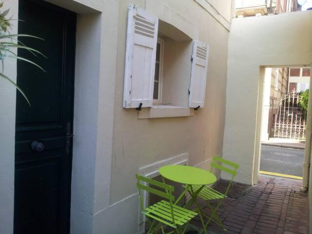 Un Chez Soi Bord De Mer Trouville-sur-Mer Exterior foto